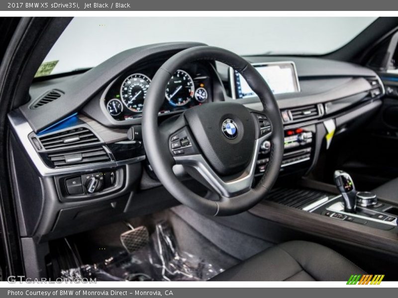 Jet Black / Black 2017 BMW X5 sDrive35i