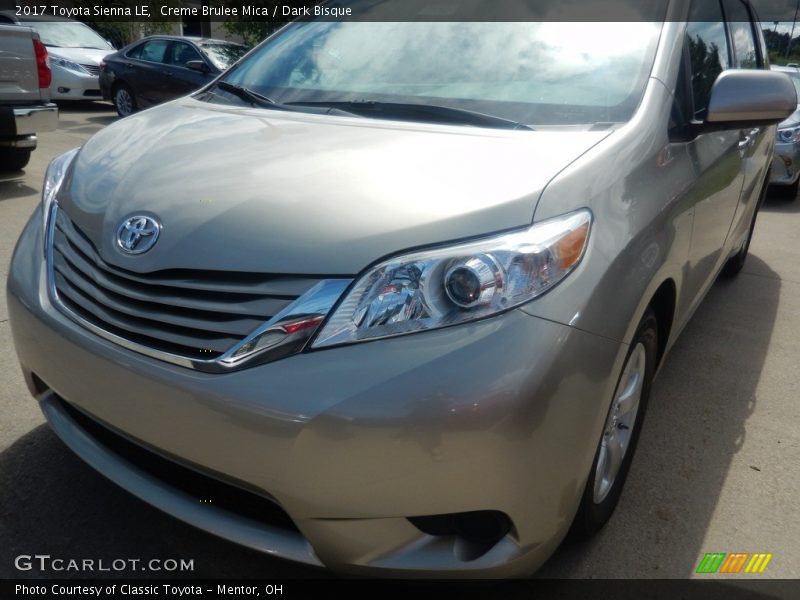 Creme Brulee Mica / Dark Bisque 2017 Toyota Sienna LE