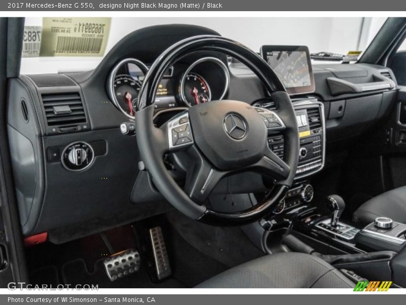 Dashboard of 2017 G 550