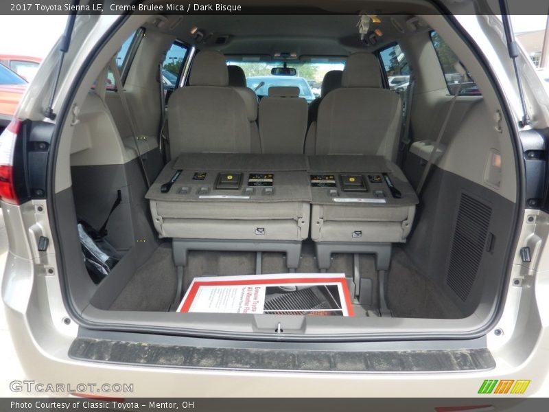 Creme Brulee Mica / Dark Bisque 2017 Toyota Sienna LE
