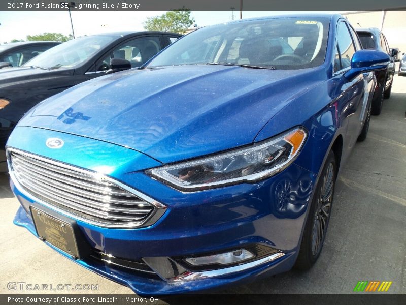 Lightning Blue / Ebony 2017 Ford Fusion SE
