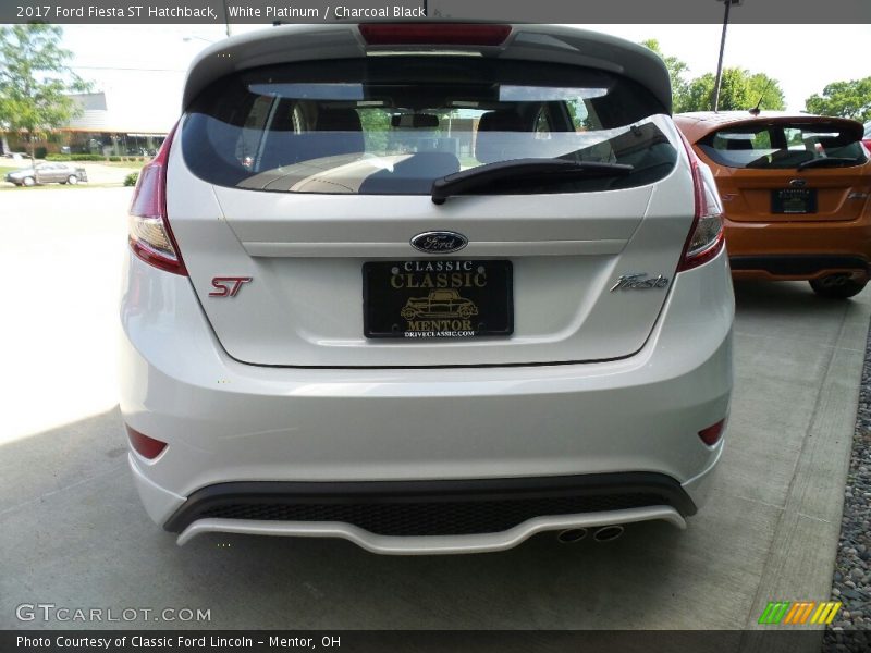 White Platinum / Charcoal Black 2017 Ford Fiesta ST Hatchback