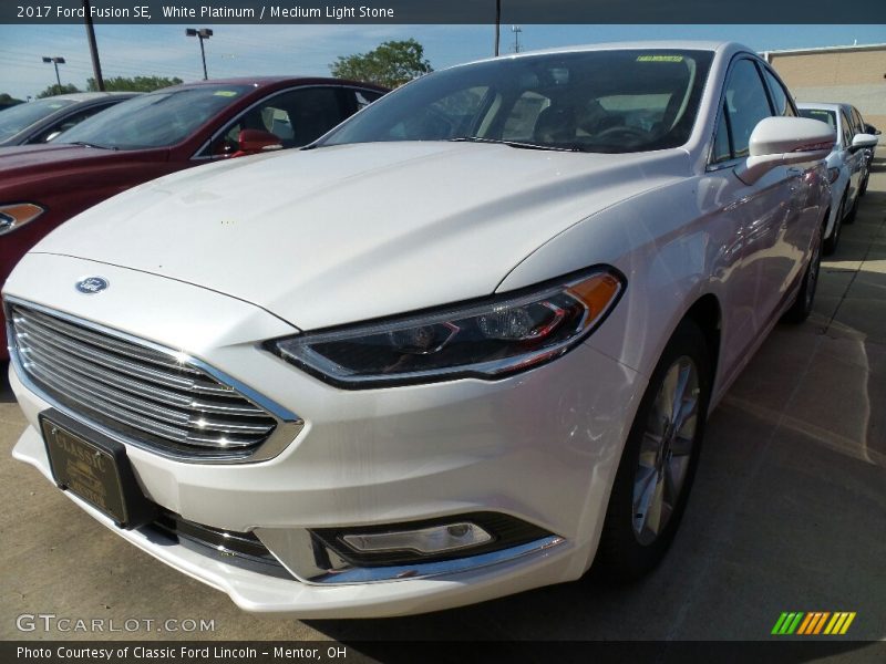 White Platinum / Medium Light Stone 2017 Ford Fusion SE
