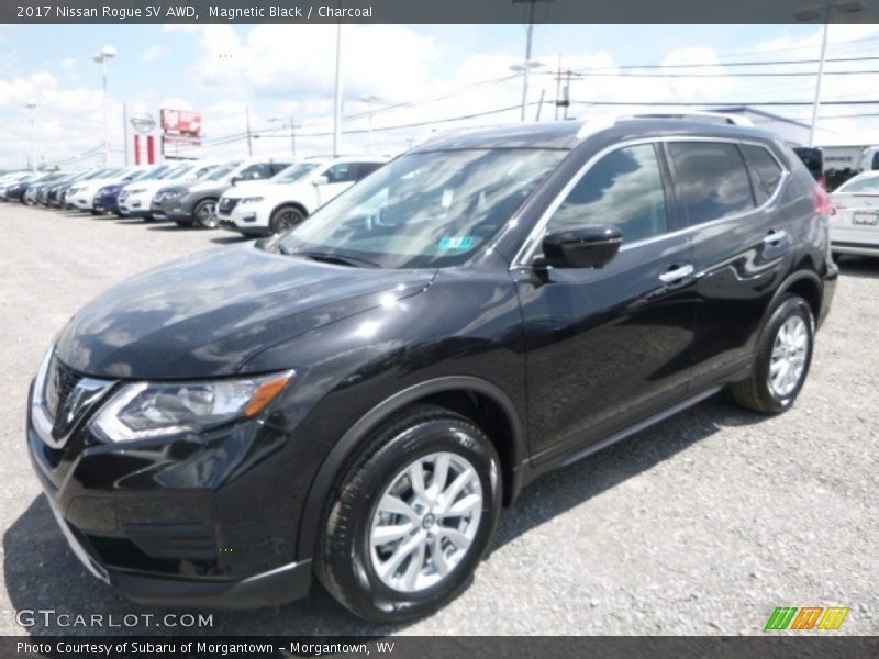 Magnetic Black / Charcoal 2017 Nissan Rogue SV AWD