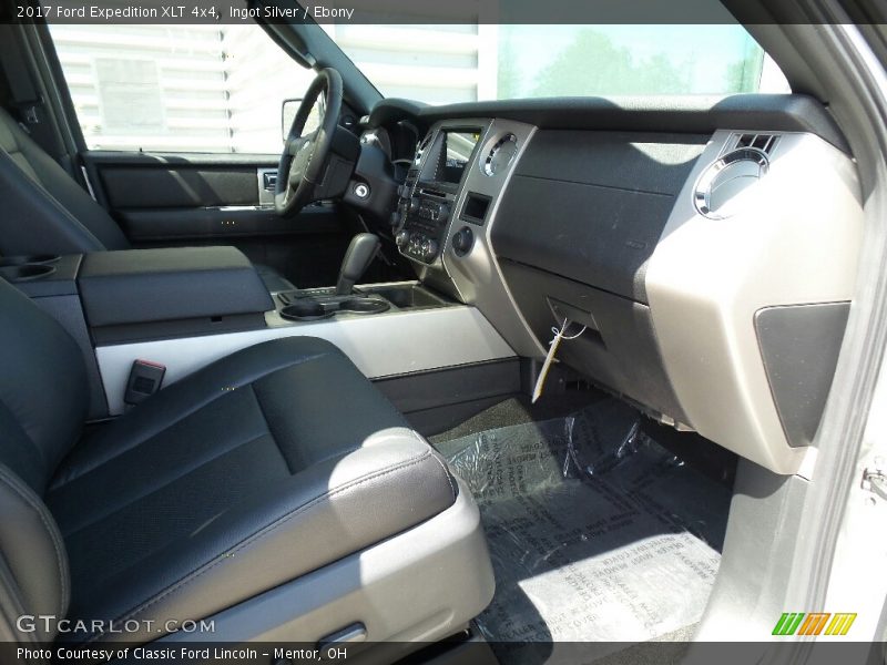Ingot Silver / Ebony 2017 Ford Expedition XLT 4x4