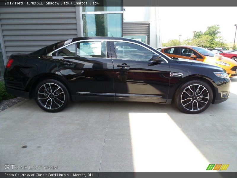 Shadow Black / Charcoal Black 2017 Ford Taurus SEL