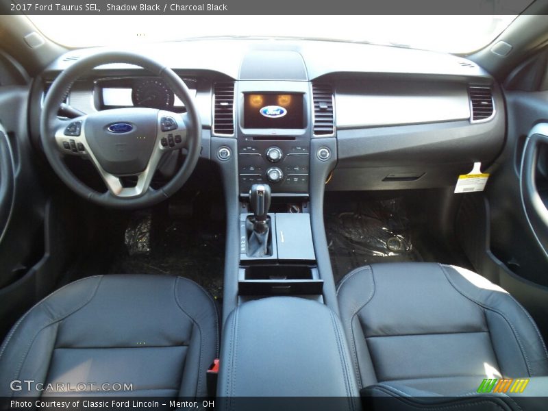  2017 Taurus SEL Charcoal Black Interior