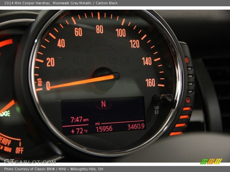 Moonwalk Gray Metallic / Carbon Black 2014 Mini Cooper Hardtop