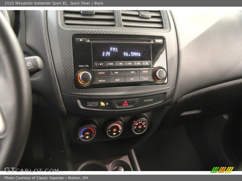 Quick Silver / Black 2015 Mitsubishi Outlander Sport ES