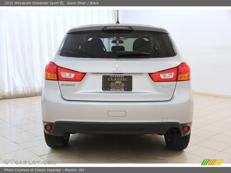 Quick Silver / Black 2015 Mitsubishi Outlander Sport ES
