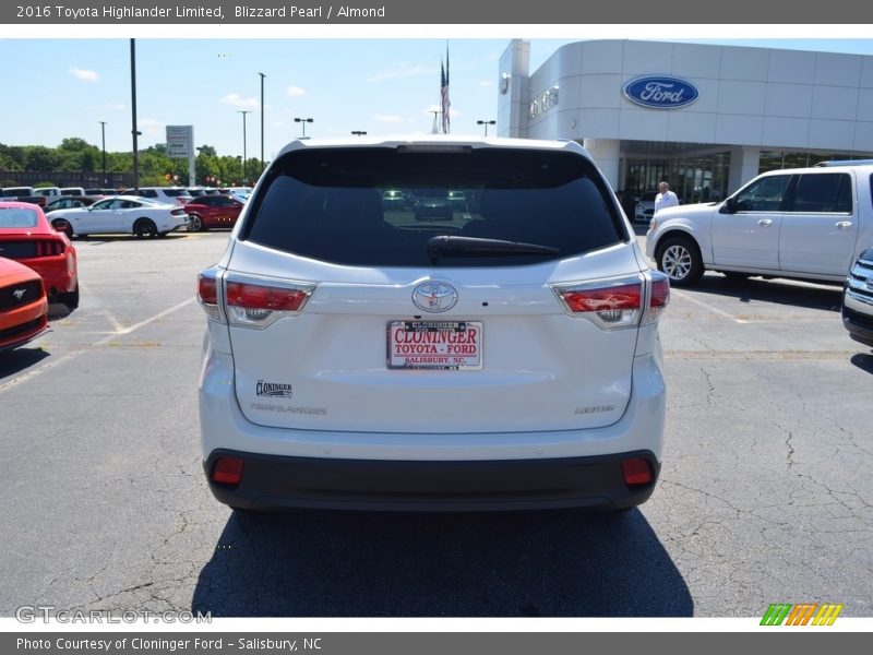 Blizzard Pearl / Almond 2016 Toyota Highlander Limited