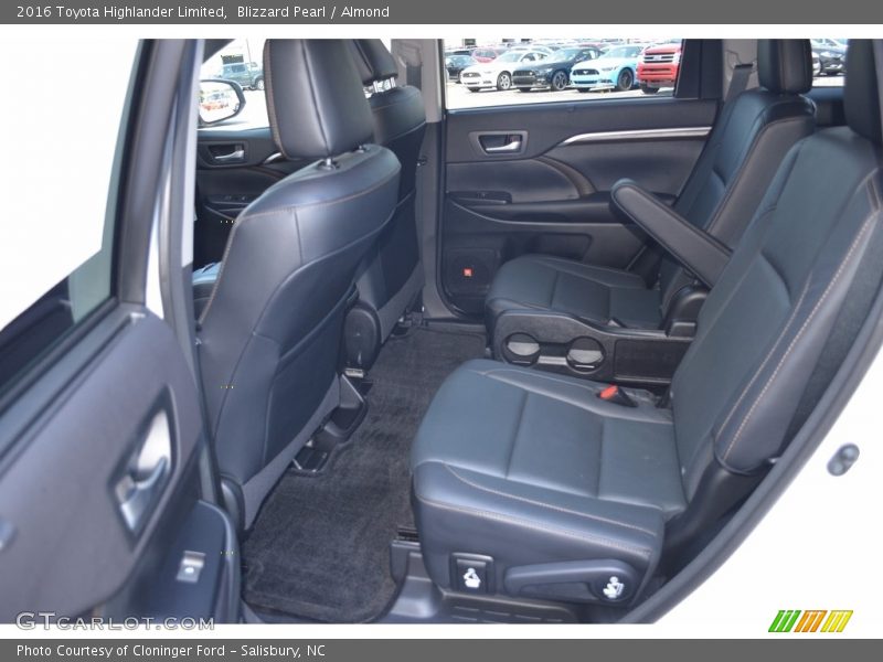 Blizzard Pearl / Almond 2016 Toyota Highlander Limited