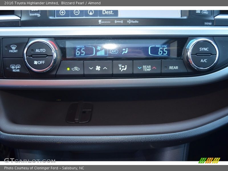 Blizzard Pearl / Almond 2016 Toyota Highlander Limited