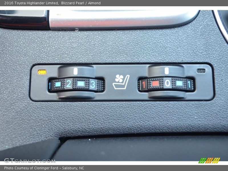 Blizzard Pearl / Almond 2016 Toyota Highlander Limited