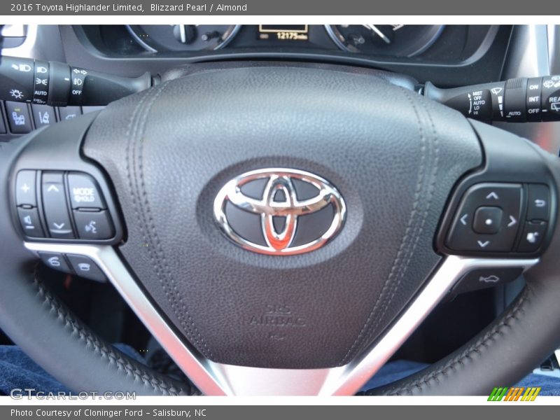 Blizzard Pearl / Almond 2016 Toyota Highlander Limited