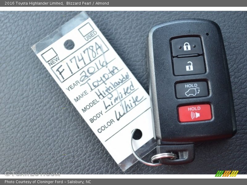 Blizzard Pearl / Almond 2016 Toyota Highlander Limited