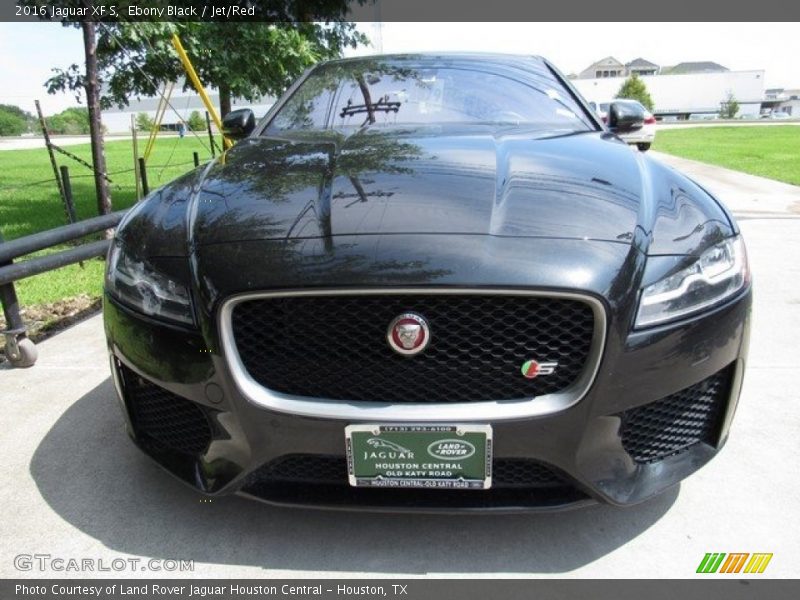 Ebony Black / Jet/Red 2016 Jaguar XF S