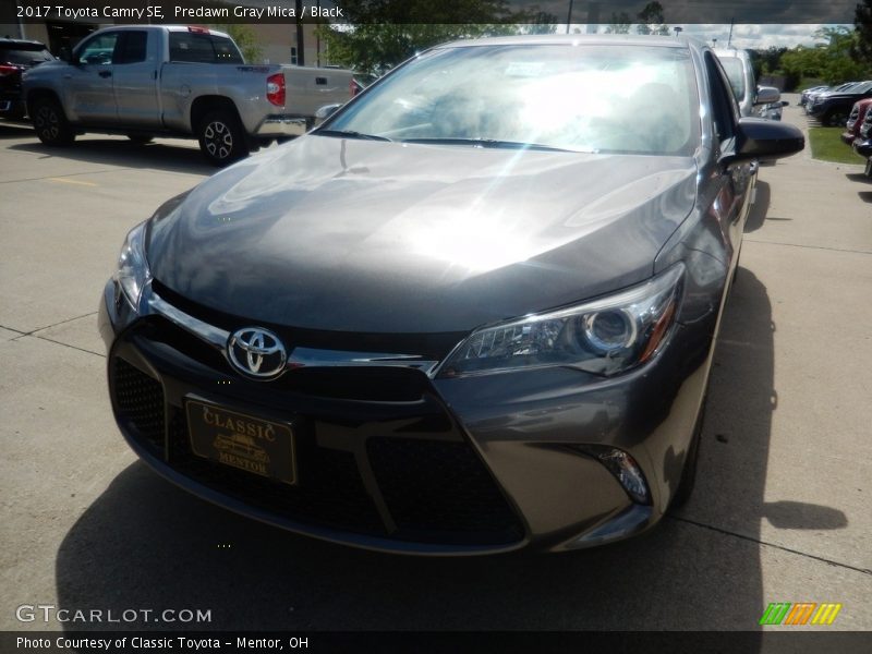 Predawn Gray Mica / Black 2017 Toyota Camry SE