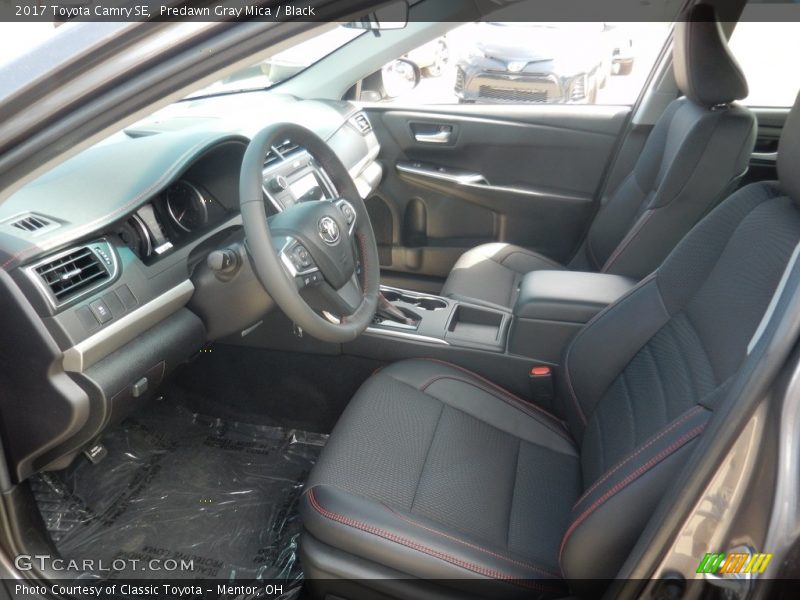 Predawn Gray Mica / Black 2017 Toyota Camry SE