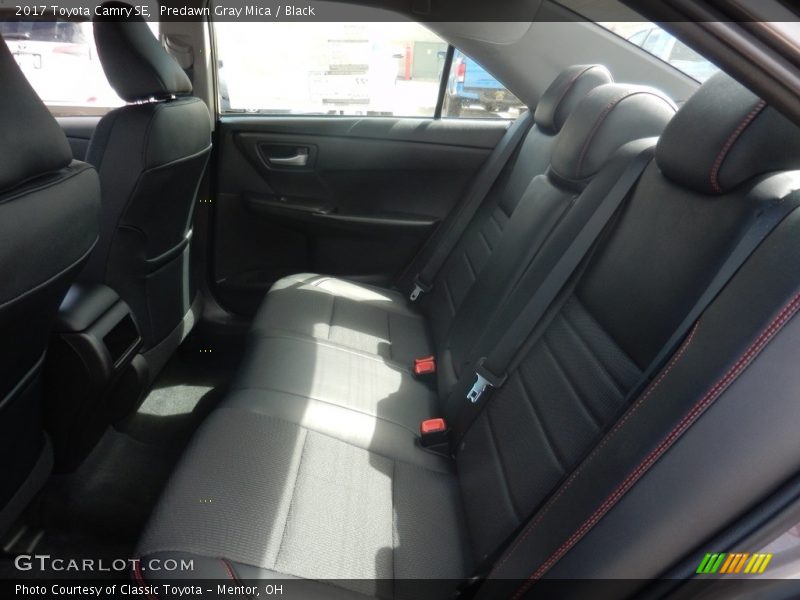 Predawn Gray Mica / Black 2017 Toyota Camry SE