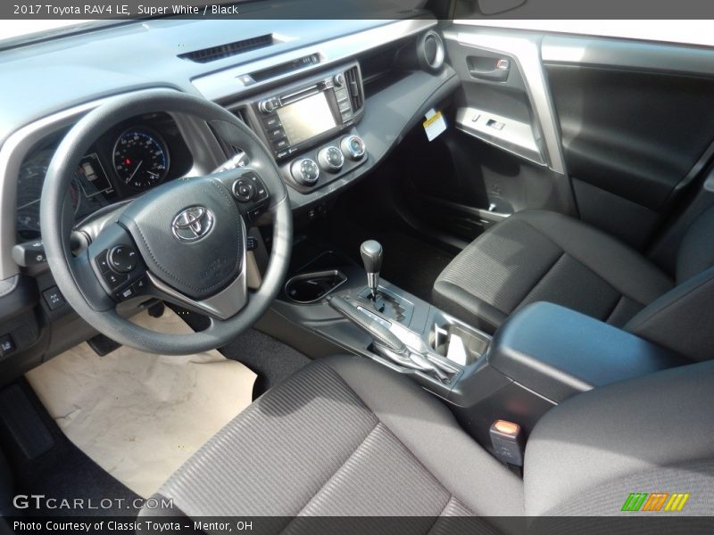 Super White / Black 2017 Toyota RAV4 LE