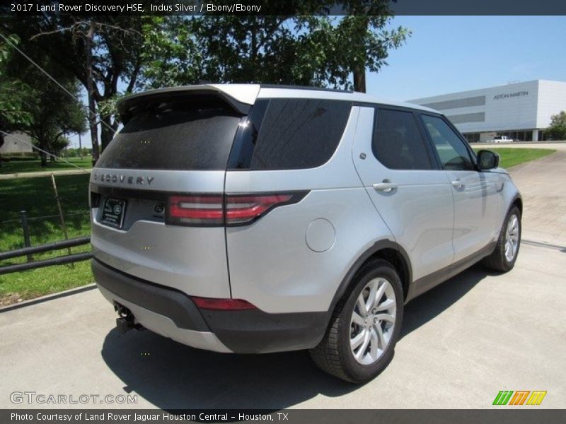 Indus Silver / Ebony/Ebony 2017 Land Rover Discovery HSE
