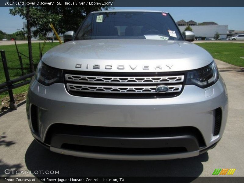 Indus Silver / Ebony/Ebony 2017 Land Rover Discovery HSE
