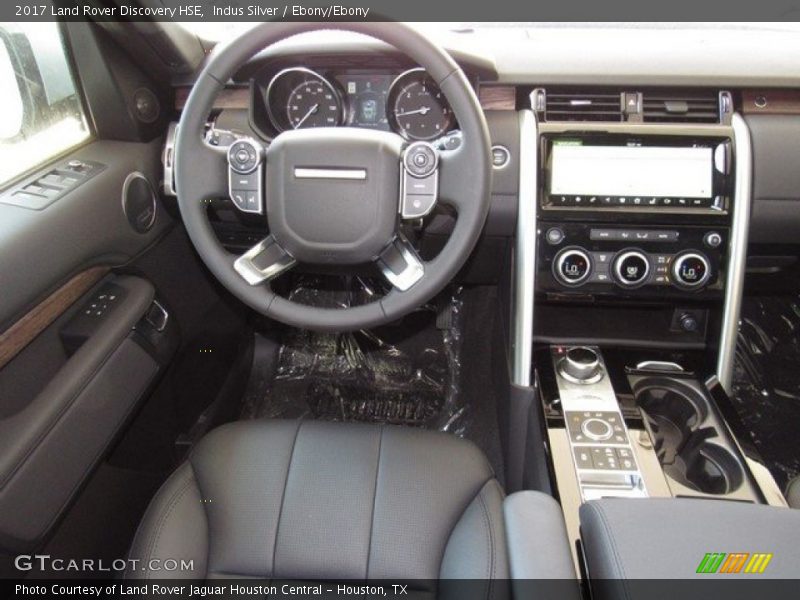 Indus Silver / Ebony/Ebony 2017 Land Rover Discovery HSE