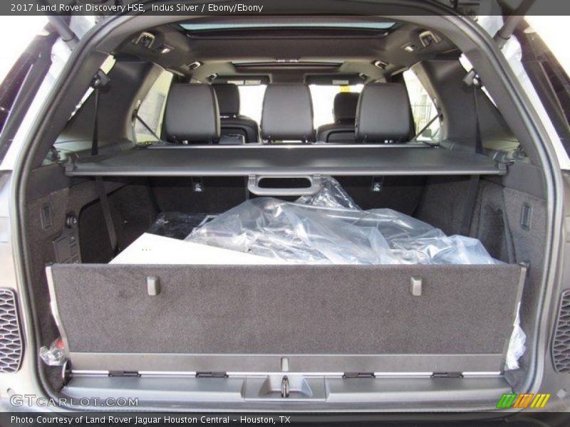 Indus Silver / Ebony/Ebony 2017 Land Rover Discovery HSE