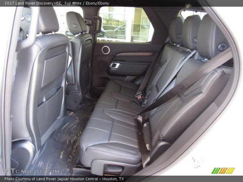 Fuji White / Ebony/Ebony 2017 Land Rover Discovery HSE