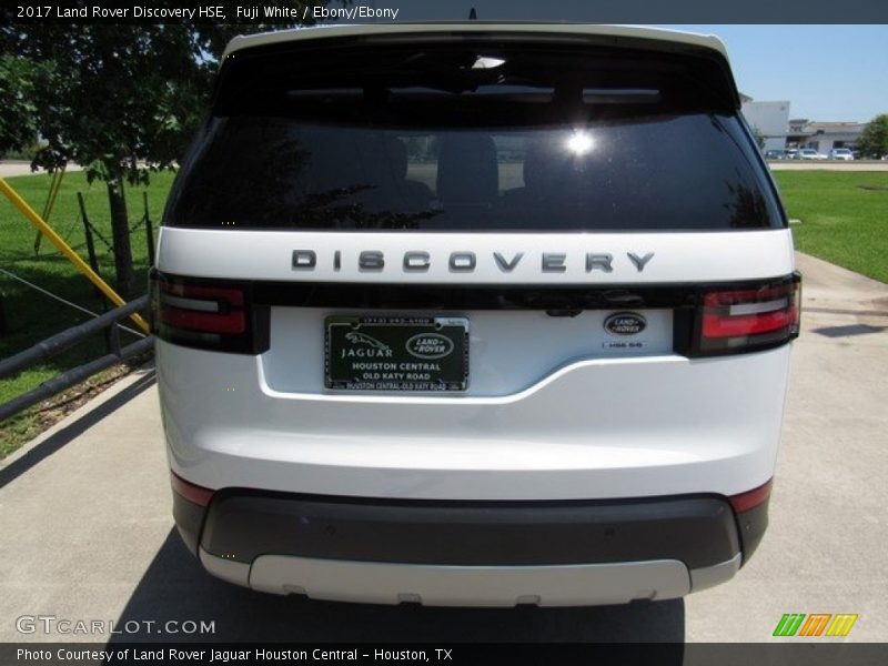 Fuji White / Ebony/Ebony 2017 Land Rover Discovery HSE
