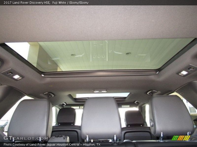 Fuji White / Ebony/Ebony 2017 Land Rover Discovery HSE