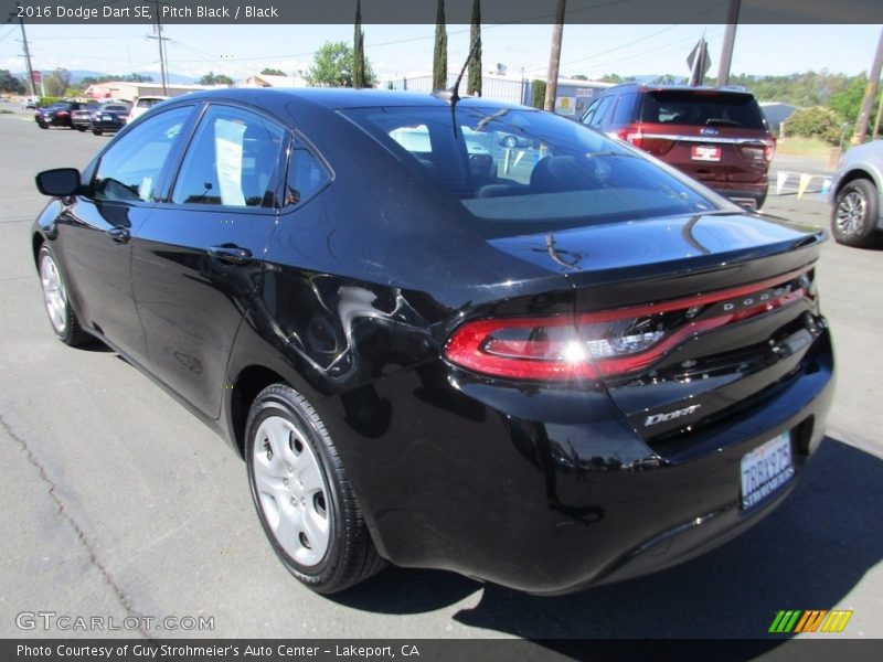 Pitch Black / Black 2016 Dodge Dart SE