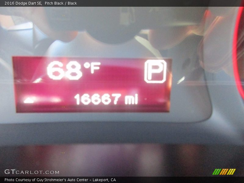 Pitch Black / Black 2016 Dodge Dart SE