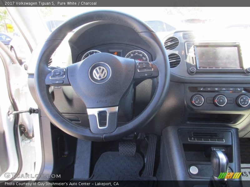 Pure White / Charcoal 2017 Volkswagen Tiguan S