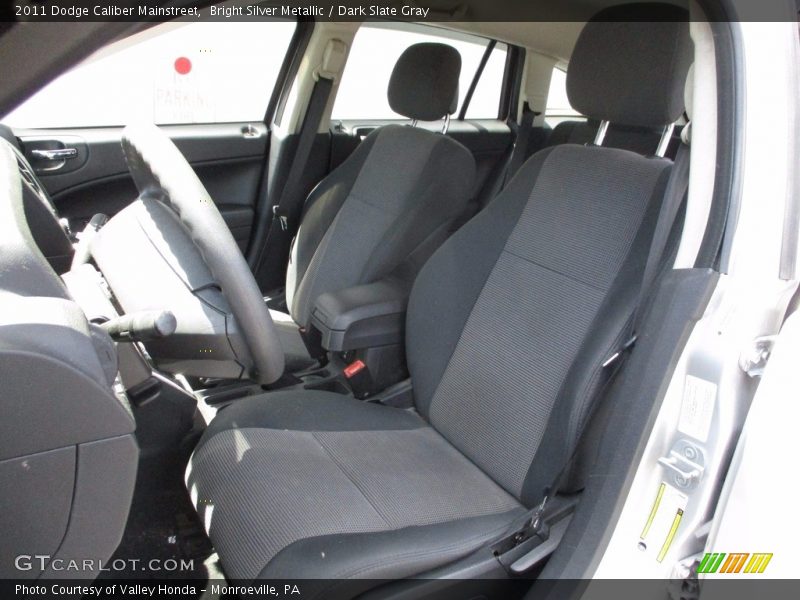 Bright Silver Metallic / Dark Slate Gray 2011 Dodge Caliber Mainstreet
