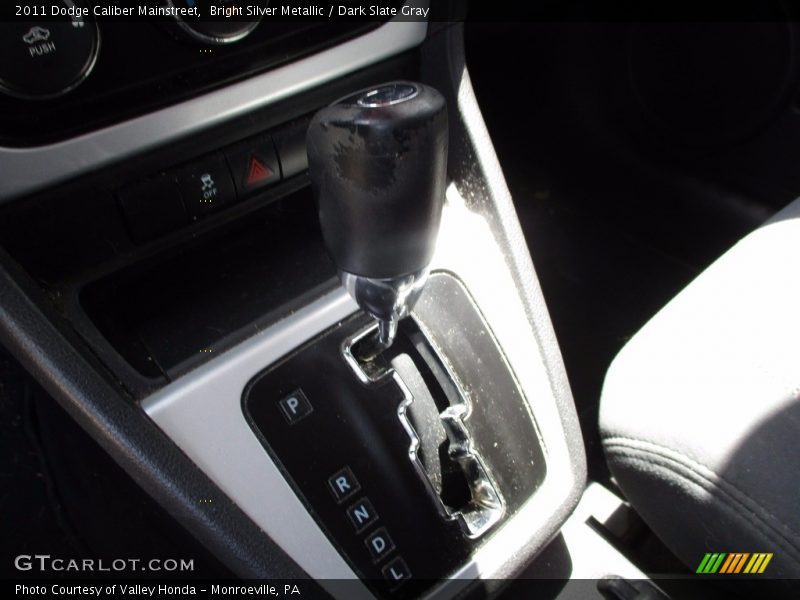 Bright Silver Metallic / Dark Slate Gray 2011 Dodge Caliber Mainstreet