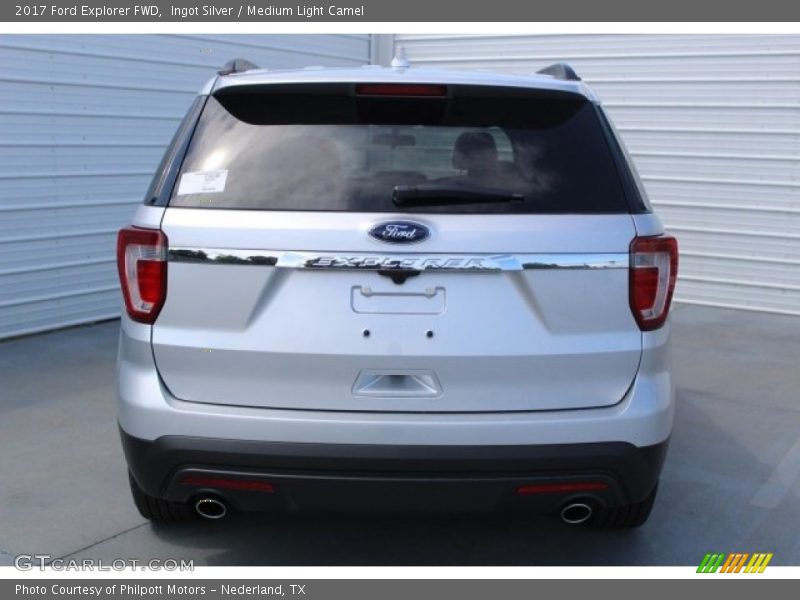 Ingot Silver / Medium Light Camel 2017 Ford Explorer FWD