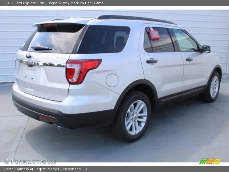 Ingot Silver / Medium Light Camel 2017 Ford Explorer FWD