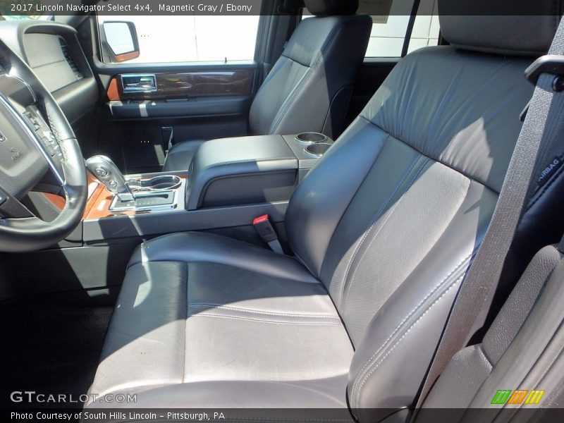 Front Seat of 2017 Navigator Select 4x4