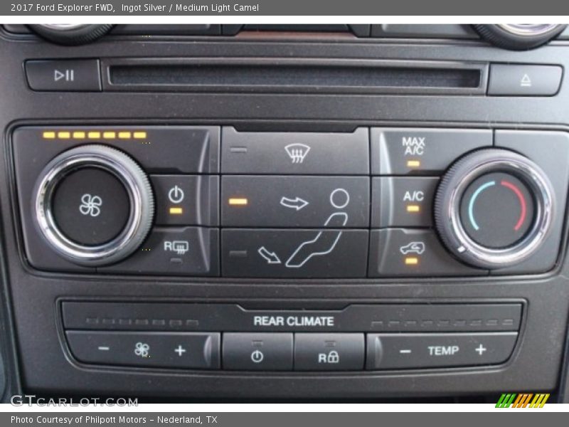 Ingot Silver / Medium Light Camel 2017 Ford Explorer FWD