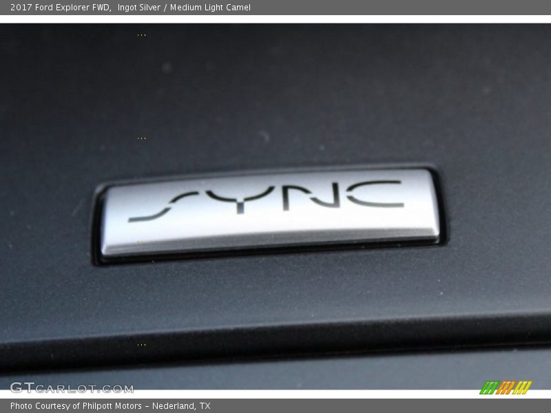 Ingot Silver / Medium Light Camel 2017 Ford Explorer FWD