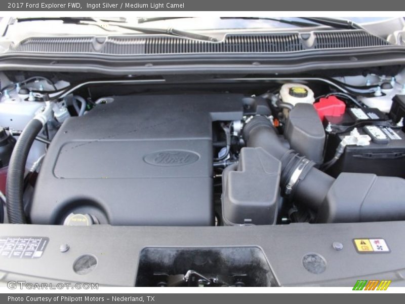 Ingot Silver / Medium Light Camel 2017 Ford Explorer FWD