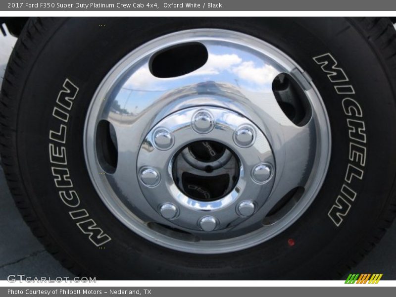 Oxford White / Black 2017 Ford F350 Super Duty Platinum Crew Cab 4x4