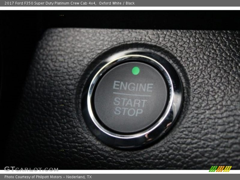 Oxford White / Black 2017 Ford F350 Super Duty Platinum Crew Cab 4x4