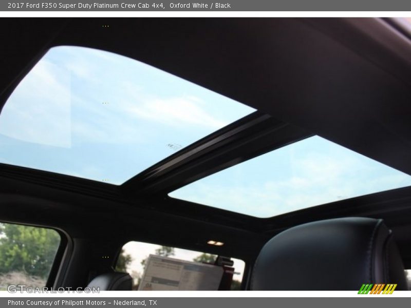 Oxford White / Black 2017 Ford F350 Super Duty Platinum Crew Cab 4x4