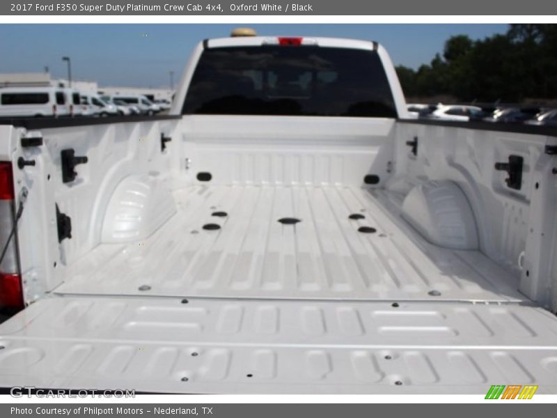 Oxford White / Black 2017 Ford F350 Super Duty Platinum Crew Cab 4x4