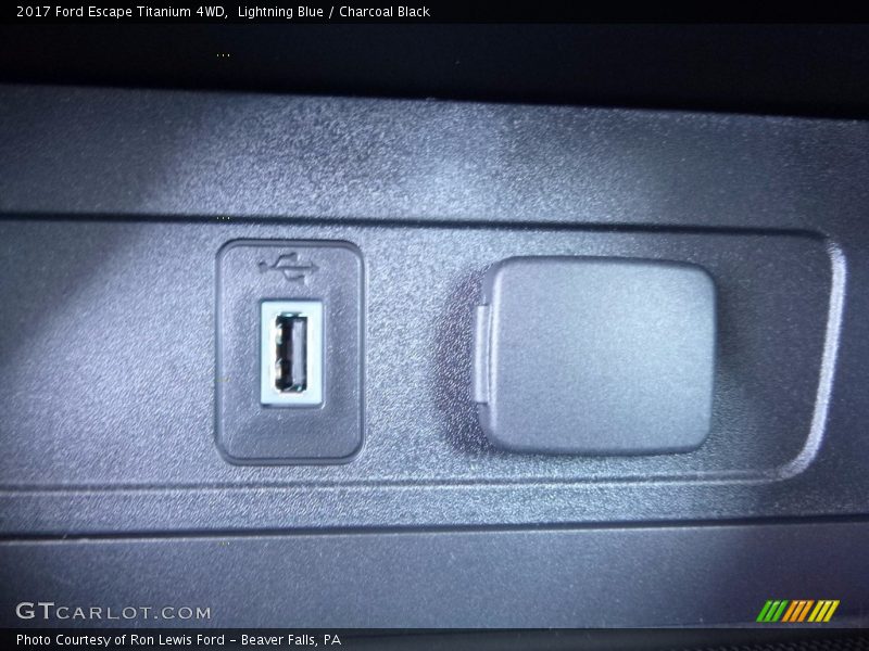 Lightning Blue / Charcoal Black 2017 Ford Escape Titanium 4WD