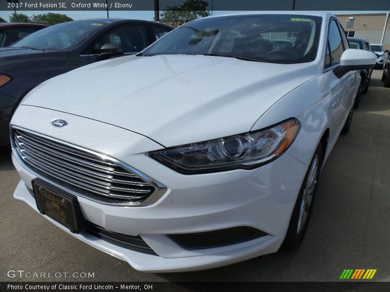 Oxford White / Ebony 2017 Ford Fusion SE