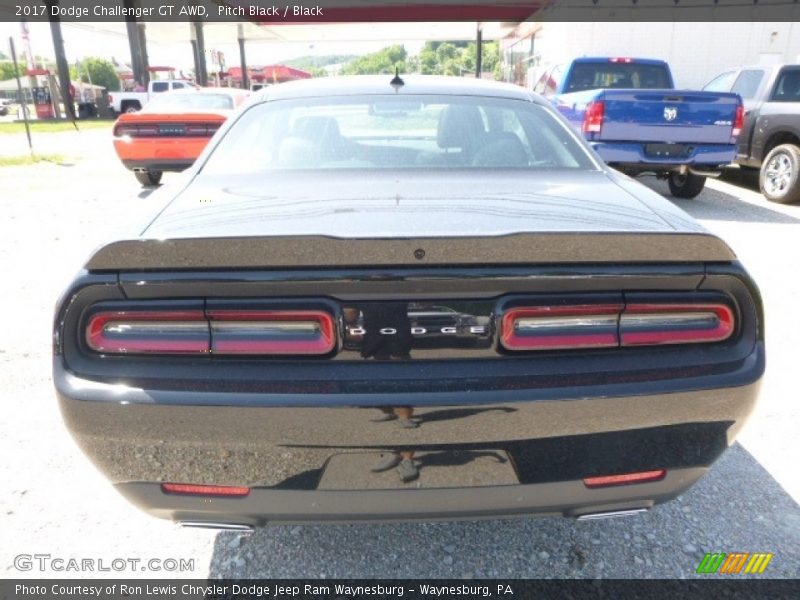 Pitch Black / Black 2017 Dodge Challenger GT AWD